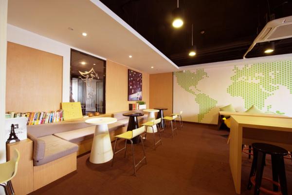 IU Hotel Ruoyang Yiyang Wenhua Road, Rezervasyon Otel Yiyang Henan