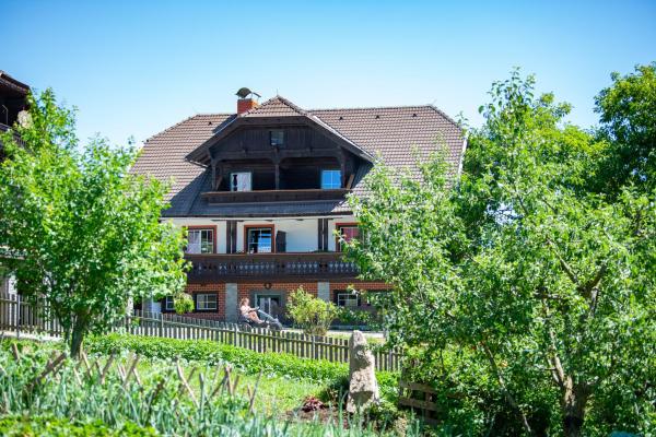 Hansbauer Appartments, Rezervasyon Daire Grosshattenberg Carinthia