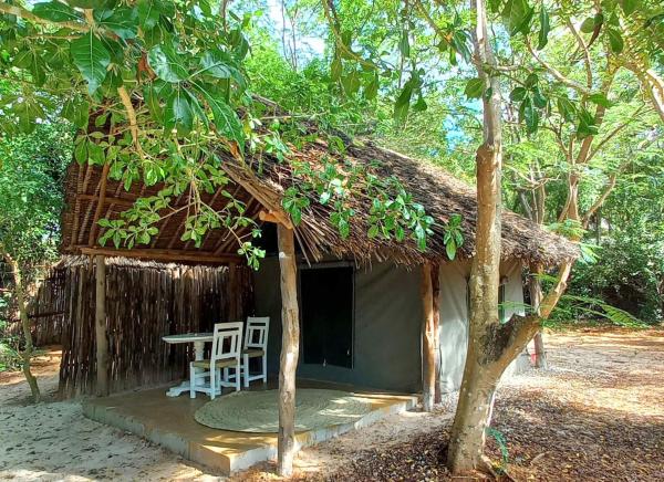 Bamba Kofi Beach Lodge, Rezervasyon Kamp Alanı Coast Region Kamp Alanları, Kamp Alanı