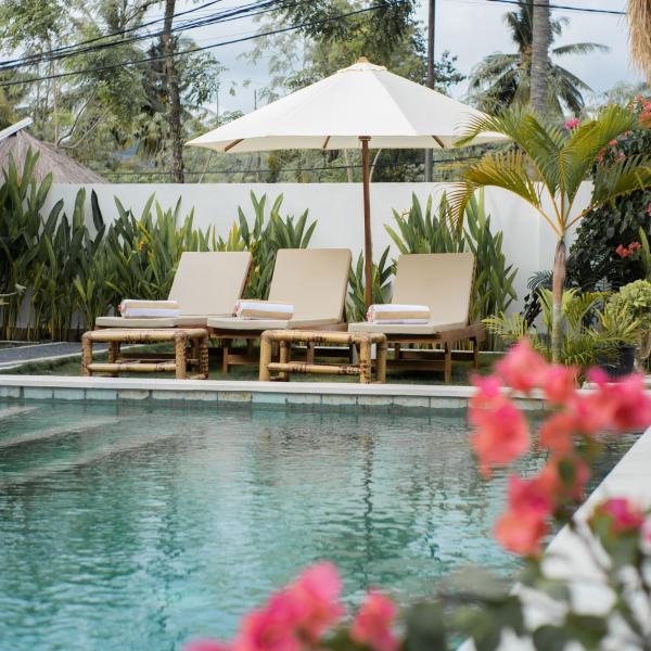 Nucifera Kuta Lombok, Rezervasyon Aile Yanı Konaklama Kuta Lombok Lombok