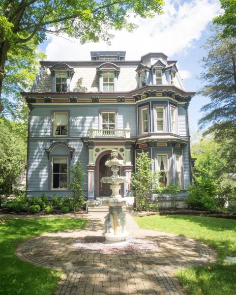 The Bevin House B&B, Rezervasyon Bed and Breakfast East Hampton Connecticut