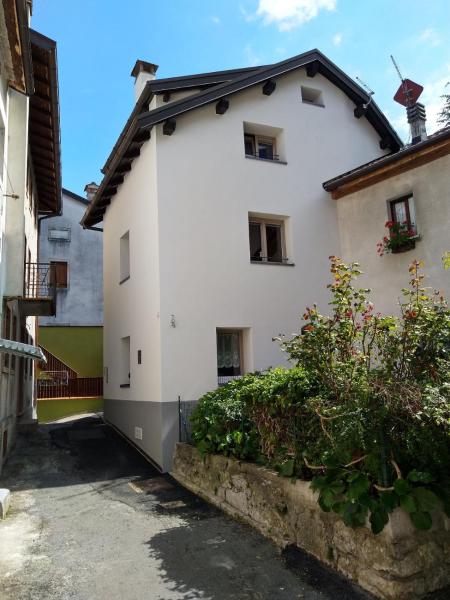 Affitta camere Casa Vittoria, Rezervasyon Otel Puos dApalgo İtalya
