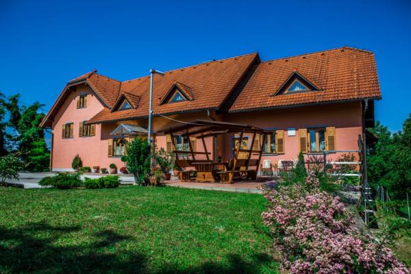 Turistična kmetija Protner, Rezervasyon Çiftlik Konaklaması Pernica 