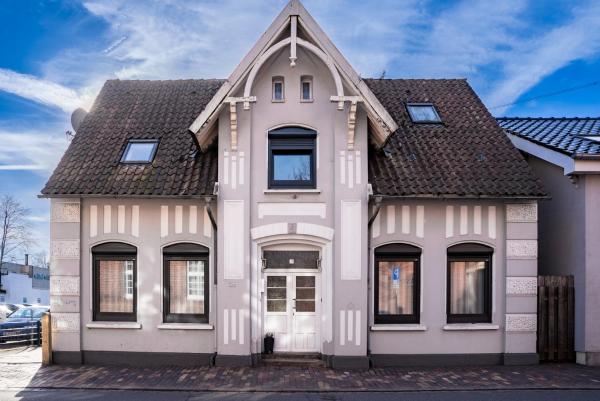 CityGlückNms - Direkt am Bahnhof und Einkaufszentrum, Rezervasyon Misafirhane Neumünster Schleswig-Holstein