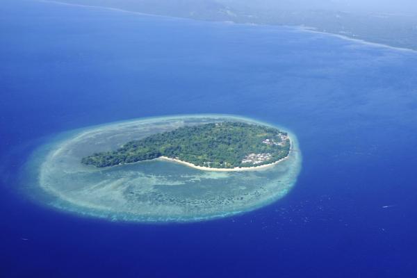 Bobocha Siladen, Rezervasyon Tatil Köyü Sulawesi Havuzlu Oteller, Yüzme Havuzu