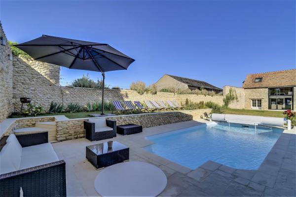 Incroyable villa à Amponville avec piscine privée, Rezervasyon Villa Amponville 