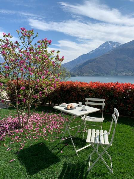 Bregagno B&B, Rezervasyon Bed and Breakfast Musso Kahvaltılı Oteller, Kahvaltı