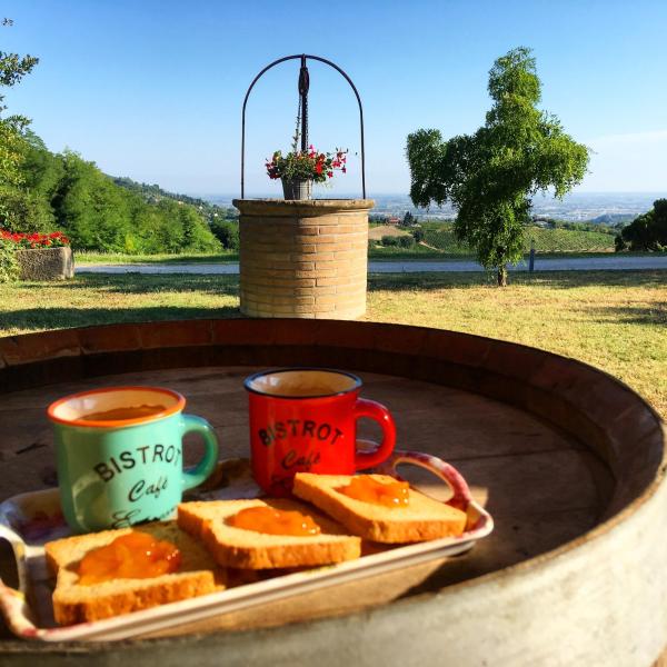 Podere Baratta agriturismo e cantina, Rezervasyon Çiftlik Konaklaması Collinello 