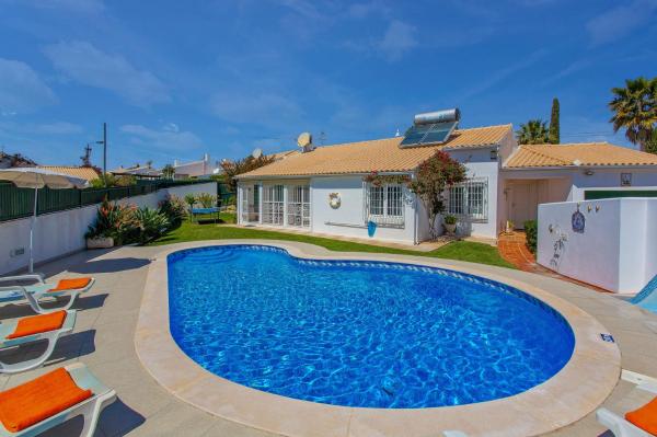 Villa Rocchi by Villa Plus, Rezervasyon Villa Algarve Havuzlu Oteller, Yüzme Havuzu
