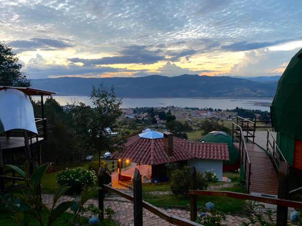 Glamping sede campestre Mirador de Pueblo Viejo, Rezervasyon Kamp Alanı Guatavita Cundinamarca
