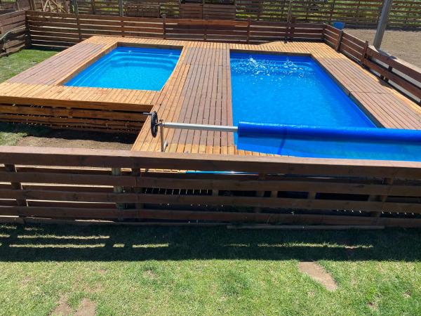 Cabañas granja Central, Rezervasyon Tatil Evi O'Higgins havuzlu oteller, Yüzme Havuzu