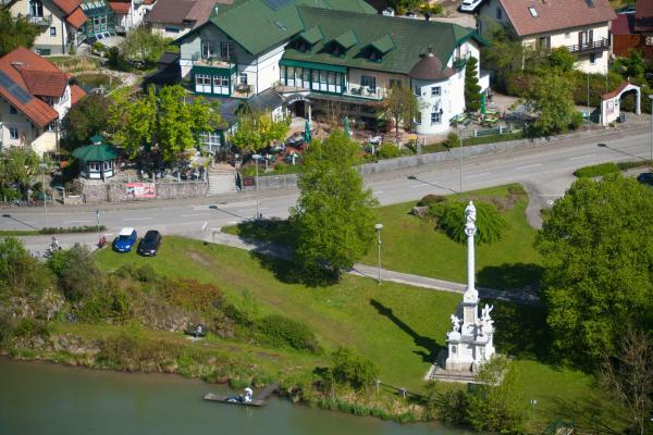 Landhotel zur Mariensäule, Rezervasyon Otel Taufkirchen an der Pram Schaerding