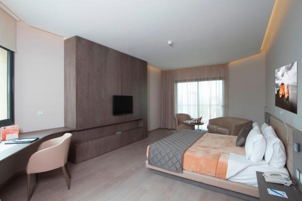 Promenade Hotel, Rezervasyon Otel Hazmieh 