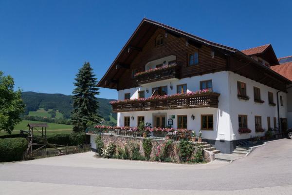 Bio-Bauernhof Kasleitner, Rezervasyon Çiftlik Konaklaması Zell am Moos Irrsee