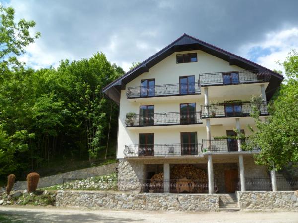 Horský penzión Šuštiak, Rezervasyon Misafirhane Žilinský kraj Havuzlu Oteller, Yüzme Havuzu