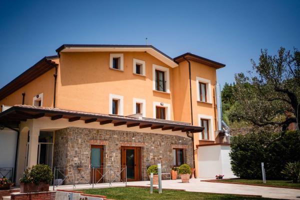 Casale degli Ulivi Resort, Rezervasyon Kır Evi Pellare havuzlu oteller, Yüzme Havuzu