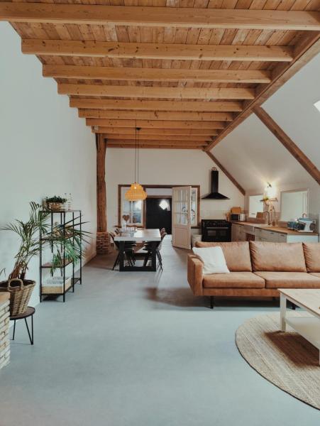 B&B Wijdzicht, Rezervasyon Bed and Breakfast Wolsum Friesland