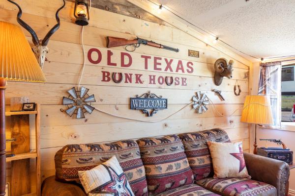 Old Texas Bunkhouse, Rezervasyon Pansiyon / Hostel Wills Point Teksas