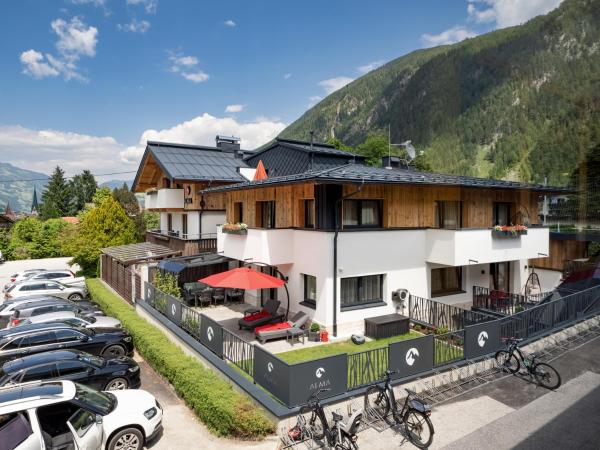 Haus Amelie, Rezervasyon Otel Tirol otoparklı oteller, Otopark