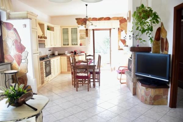 La Bouganville, Rezervasyon Bed and Breakfast Lazio otoparklı oteller, Otopark