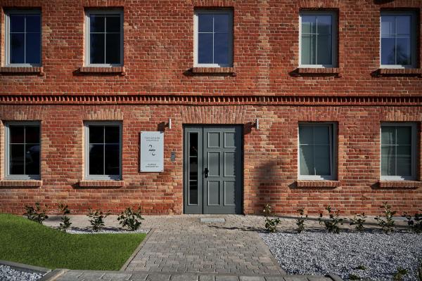 THE HOUSE near Lake & Old Town, Rezervasyon Daire Warmia-Masuria otoparklı oteller, Otopark