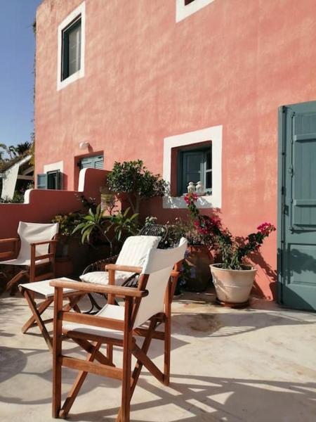 CASA DEI MELOGRANI at Vourlidia Leros, Rezervasyon Tatil Evi Vromolithos Leros