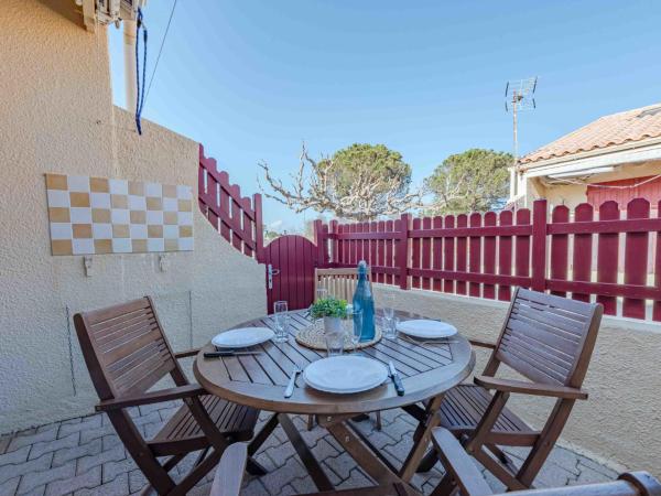Holiday Home Santa Barbara-11 by Interhome, Rezervasyon Tatil Evi Le Barcares Corbières