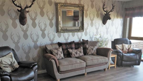 Valhalla Brae, 3 Bed House on NC500 with Beautiful Castle and Sea Views, Rezervasyon Tatil Evi Keiss Caithness