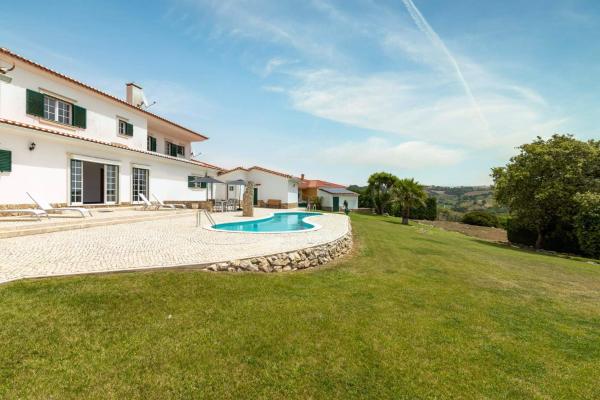 Holiday home in Ribamar - Lissabon Region 42000, Rezervasyon Tatil Evi Ribamar Centro Region