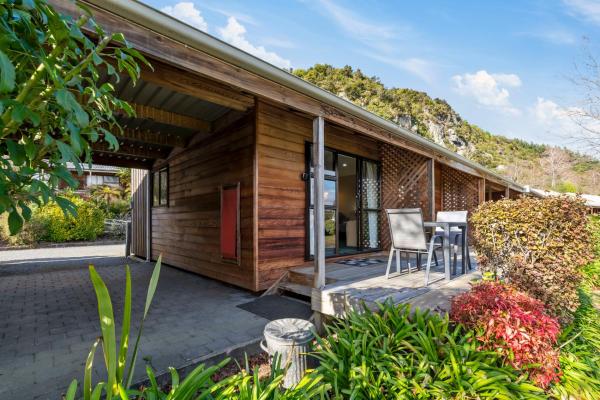 Motuoapa Studio - Motuoapa Holiday Unit, Rezervasyon Tatil Evi Turangi 