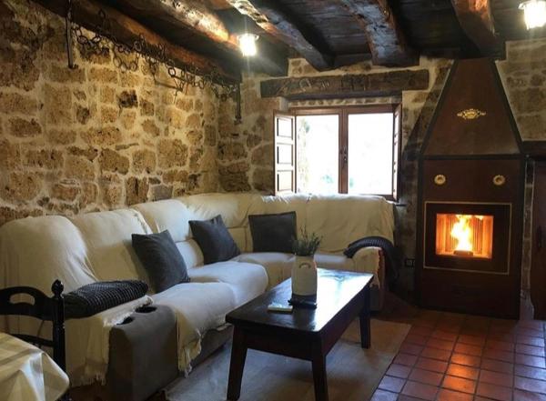 El Salto del Agua, Rezervasyon Tatil Evi Orbaneja del Castillo 