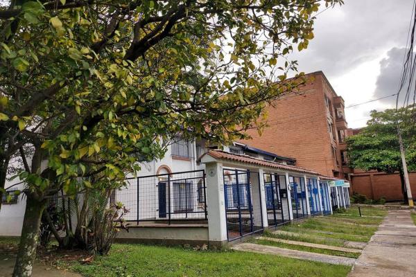 Casa Poblado- Manila. Parqueadero gratuito!, Rezervasyon Tatil Evi El Poblado 
