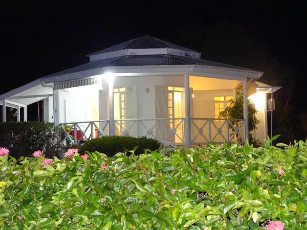 La villa les palmiers simplicité convivialité, Rezervasyon Tatil Evi Grande-Terre havuzlu oteller, Yüzme Havuzu
