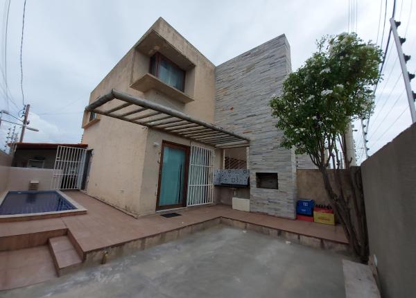 Aconchegante Casa do Barra Mar, Rezervasyon Tatil Evi Bahia Otoparklı Oteller, Otopark