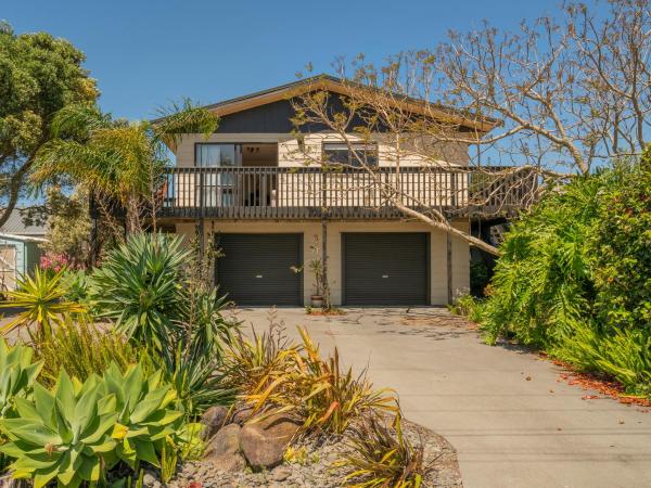 Jacaranda Lodge - Whangamata Upstairs Unit, Rezervasyon Tatil Evi Whangamata 
