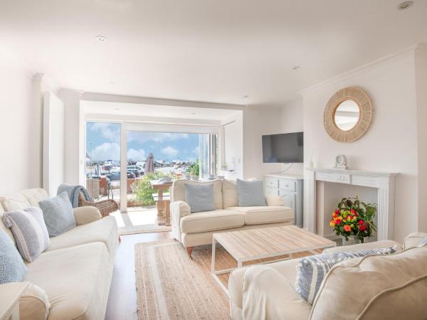 Coast View Apartment, Rezervasyon Daire Lyme Regis 