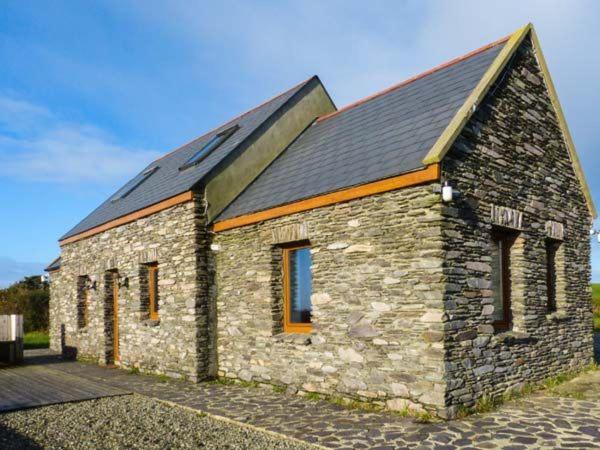 Corr an Droma, Rezervasyon Tatil Evi Rossbrin 