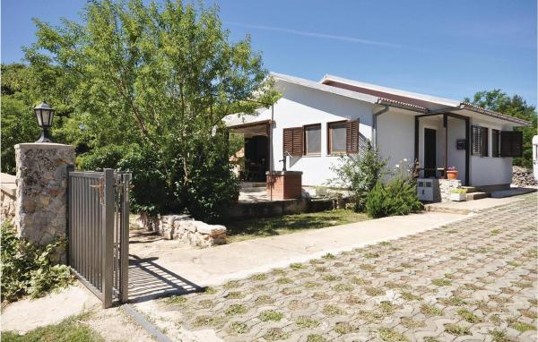 Holiday home Jezera Put Sv.Roka, Rezervasyon Daire Jezera Murter Island
