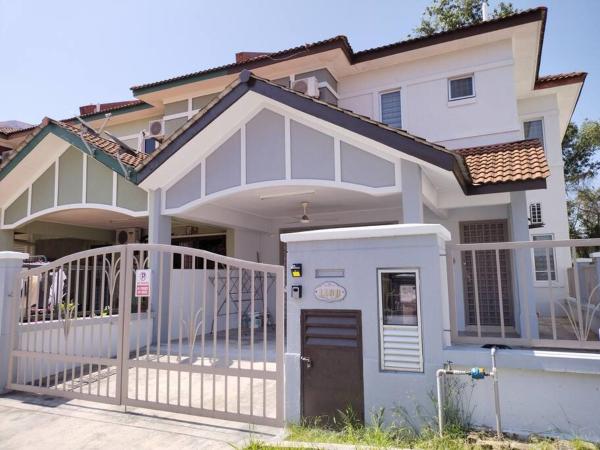 1188 GCH S2 # U Homestay, Rezervasyon Tatil Evi Seremban Villalar, Villa