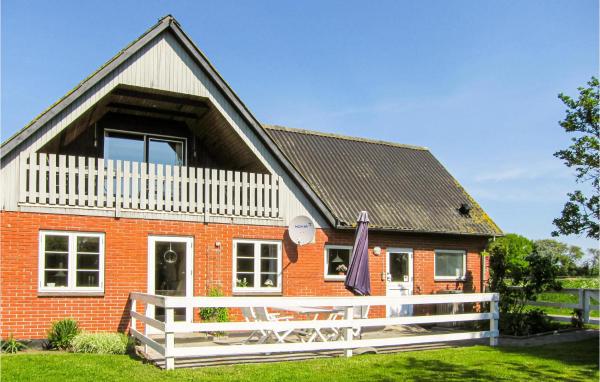 3 Bedroom Gorgeous Home In Rønne, Rezervasyon Tatil Evi Ronne Bornholm