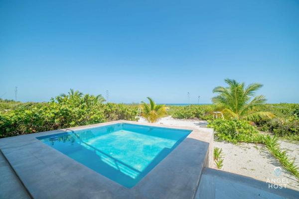 Beachfront Villas with Private Pool Steps to the Sea!, Rezervasyon Otel Chicxulub Yucatán