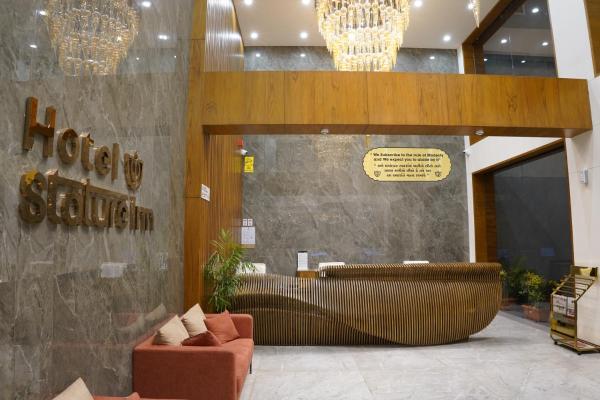 Hotel Stature Inn, Rezervasyon Otel Garudeshwar Gujarat