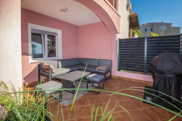 Apartments Trogrlic, Rezervasyon  Privlaka Zadar County