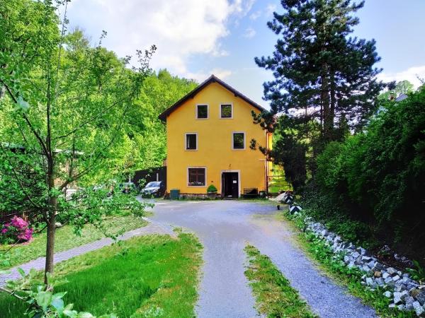 Die Holzschuhmühle, Rezervasyon  Saksonya Otoparklı Oteller, Otopark