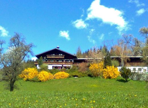 Biohof Schwanser, Rezervasyon Çiftlik Konaklaması Attergau otoparklı oteller, Otopark