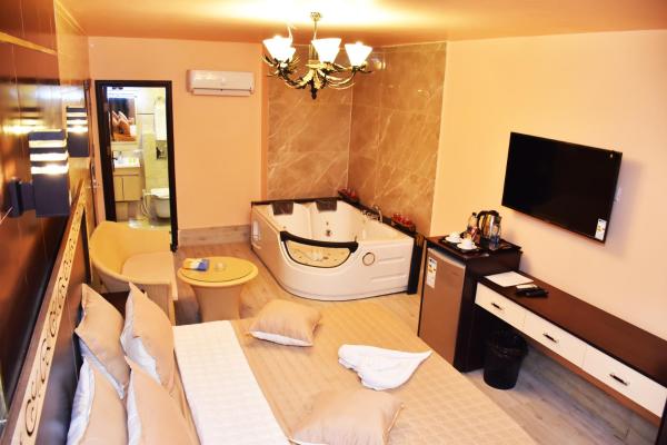 Al-Naher Al-Khaled Hotel, Rezervasyon  King Hussein International Airport Akabe