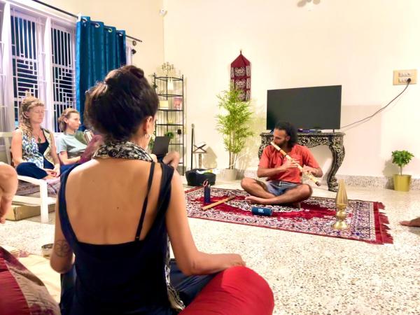 Palace Hostel by Borrbo Mysore, Rezervasyon Pansiyon / Hostel Mysore Bangalore