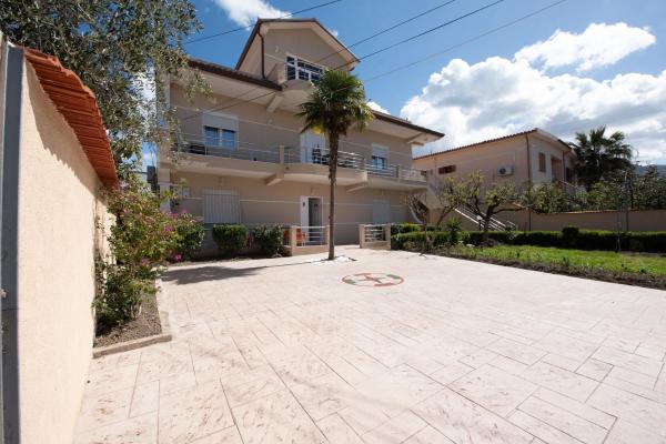 VILA PALMA, Rezervasyon  Avlonya Vlorë County