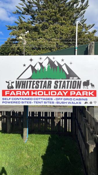 White Star Station Farm Holiday Park, Rezervasyon   