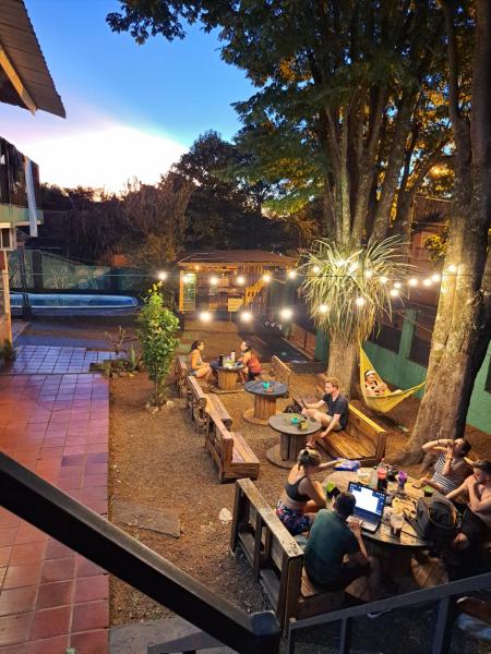 Benteveo hostel iguazu, Rezervasyon  Puerto Iguazú Misiones